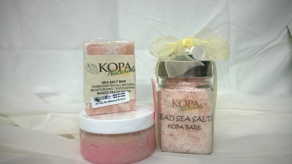 RIBBONS & ROSES Updated August 2024 907 Lake Ave, Gothenburg