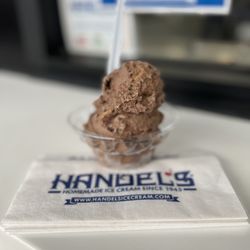 Handels Homemade Ice Cream - Chocolate peanut butter in a dish 1 scoop