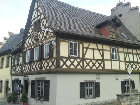 Ehrbar Fränkische Weinstube by null