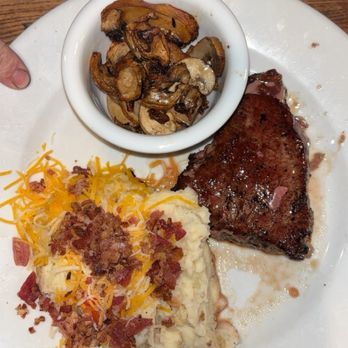 Chili's - Bars Near Me - Gadsden, Alabama Chili's - Bars Near Me - Gadsden, Alabama