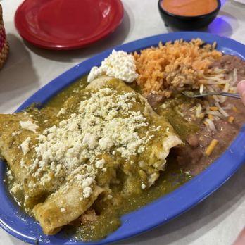 Volcano’s Cantina and Grill - Shredded beef and chicken green enchiladas - Mexican Near Me - Norman, Oklahoma