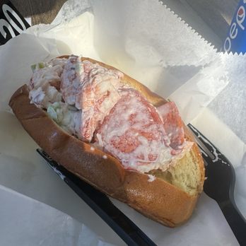 DJ's Clam Shack - Lobster Roll - Seafood Near Me - Key West, Florida DJ's Clam Shack - Lobster Roll - Seafood Near Me - Key West, Florida