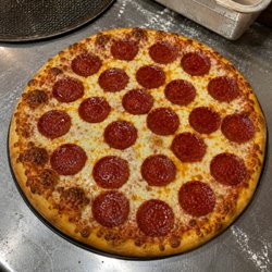 BurgerIM - Pepperoni pizza with halal beef pepperoni