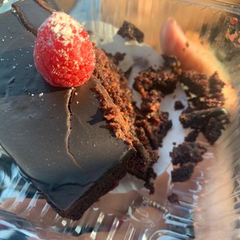Brioche Pastries - Bakeries Near Me - Montebello, California