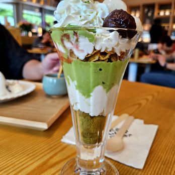 Tendon Kohaku - Kohaku matcha parfait - Japanese Near Me - Bellevue, Washington Tendon Kohaku - Kohaku matcha parfait - Japanese Near Me - Bellevue, Washington