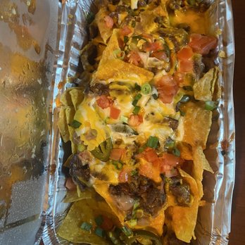 Los Pinos Mexican Restaurant - Carne Asada Super Nachos! - Mexican Near Me - Orting, Washington