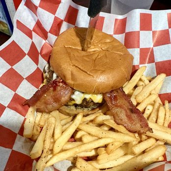Union Pub - Peanut Butter and Jelly Burgerbutter - Pubs Near Me - Buffalo, New York Union Pub - Peanut Butter and Jelly Burgerbutter - Pubs Near Me - Buffalo, New York