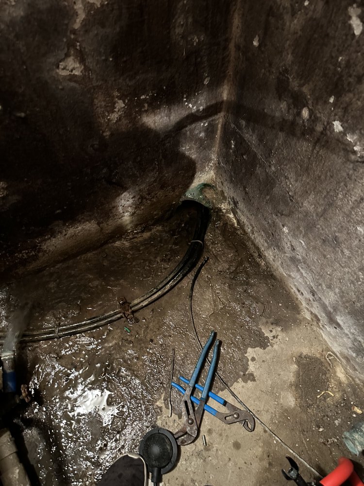 Slide of The Drain Guys