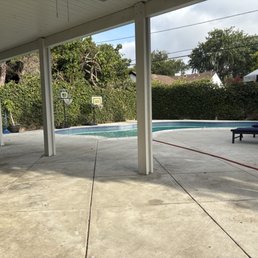 Clean hedges and neighbors trees trimmed Clean hedges and neighbors trees trimmed