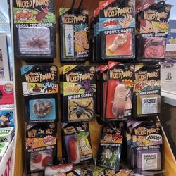 Hobby Town USA - I love the nostalgia!