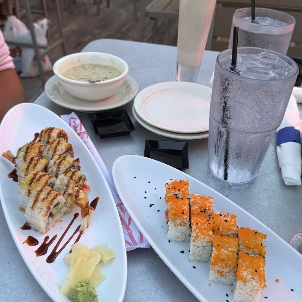 Flounder's Chowder House - Crunchy Shrimp Roll California Roll Floyd Flounder's Phenomenal Flounder Chowder "Bowl" - Seafood Near Me - Gulf Breeze, Florida Flounder's Chowder House - Crunchy Shrimp Roll California Roll Floyd Flounder's Phenomenal Flounder Chowder "Bowl" - Seafood Near Me - Gulf Breeze, Florida