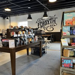 Queen Bee Coffee - Forsyth