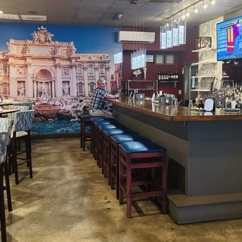Cuoco Pazzo - Bar Area - Italian Near Me - Mount Pleasant, South Carolina