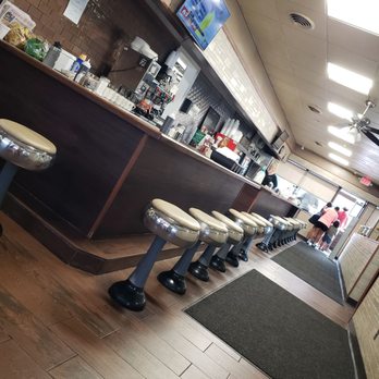 Freight Street Grill - 9.11.23 - Breakfast & Brunch Near Me - Waterbury, Connecticut Freight Street Grill - 9.11.23 - Breakfast & Brunch Near Me - Waterbury, Connecticut
