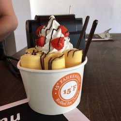 15° Fahrenheit Rolled Ice Cream - Sample at ordering counter