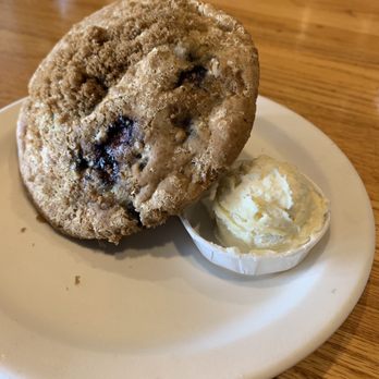 The Kettle - Blueberry muffin - Diners Near Me - Manhattan Beach, California