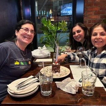 Mussels & More - Dinner with friends - Seafood Near Me - Brooklyn, New York Mussels & More - Dinner with friends - Seafood Near Me - Brooklyn, New York