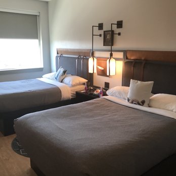 Moxy Denver Cherry Creek - Hotels Near Me - Denver, Colorado