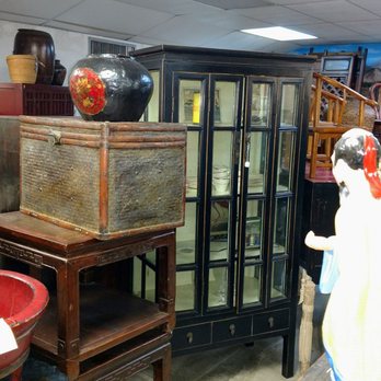 Antique Emporium - An entire large room dedicated to the Orient - Used, Vintage & Consignment Near Me - Reddick, Florida