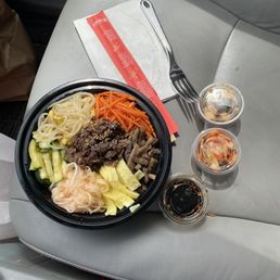 Bibimbap with bulgogi