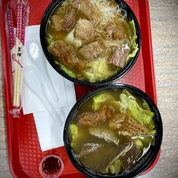 Kwan Kee Noodle House - two bowls of soup and chopsticks - Cantonese Near Me - Surrey, British Columbia Kwan Kee Noodle House - two bowls of soup and chopsticks - Cantonese Near Me - Surrey, British Columbia