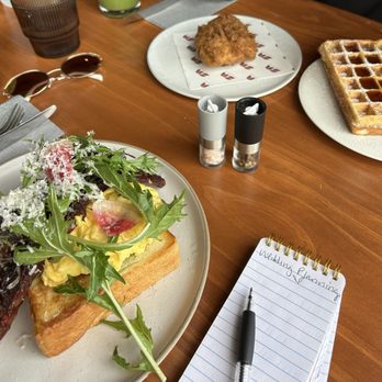 Between Us - Breakfast Tartine - Breakfast & Brunch Near Me - San Diego, California