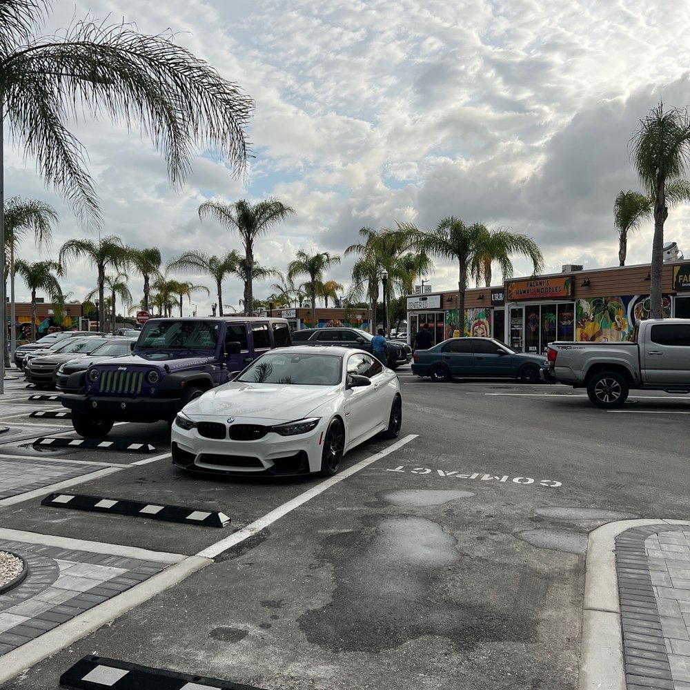 Krate At The Grove - Food Court Near Me - Wesley Chapel, Florida Krate At The Grove - Food Court Near Me - Wesley Chapel, Florida