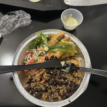 Tropical Bay - Buttermilk chicken - Latin American Near Me - Broadview Heights, Ohio