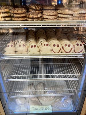 La Fama Bakery by null