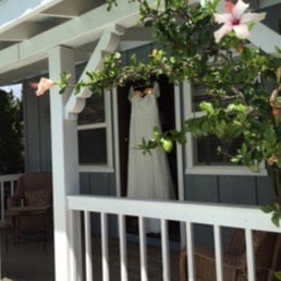 Adorable pool house/bridal suite Adorable pool house/bridal suite