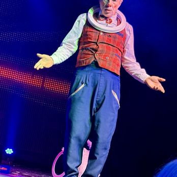 Popovich Comedy Pet Theater - Performing Arts Near Me - Las Vegas, Nevada Popovich Comedy Pet Theater - Performing Arts Near Me - Las Vegas, Nevada