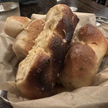 Ulivo Restaurant - Complimentary bread - Italian Near Me - San Diego, California Ulivo Restaurant - Complimentary bread - Italian Near Me - San Diego, California