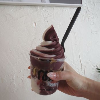 NUDES - Acai and coco soft serve (M) - Coffee & Tea Near Me - Barcelona, B NUDES - Acai and coco soft serve (M) - Coffee & Tea Near Me - Barcelona, B