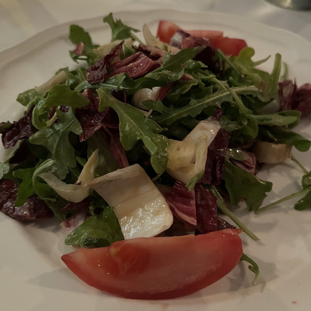 Paul & Jimmy's - Prix Fixe lunch appetizer - Insalata Mista - Italian Near Me - New York, New York Paul & Jimmy's - Prix Fixe lunch appetizer - Insalata Mista - Italian Near Me - New York, New York