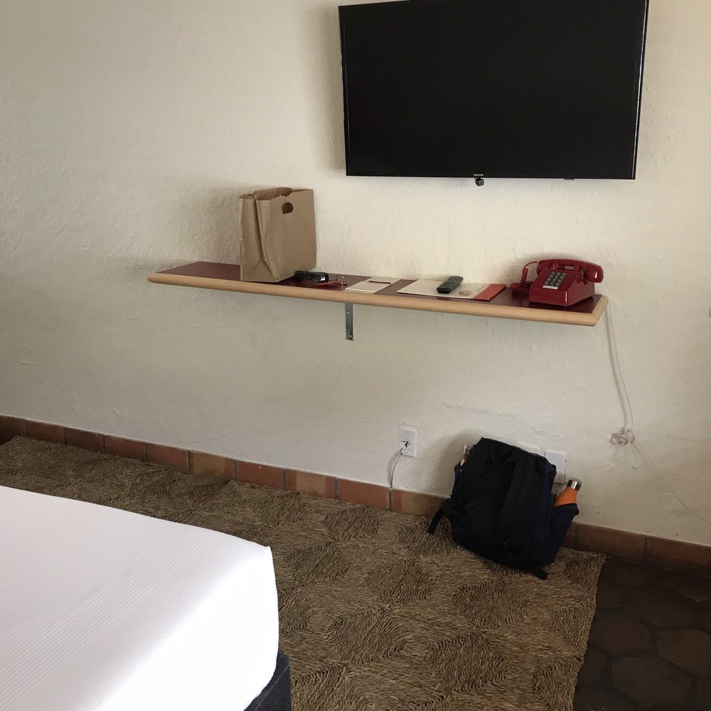 Austin Motel - Room 201 - Hotels Near Me - Austin, Texas