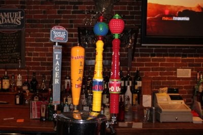 Costello's Tavern by null