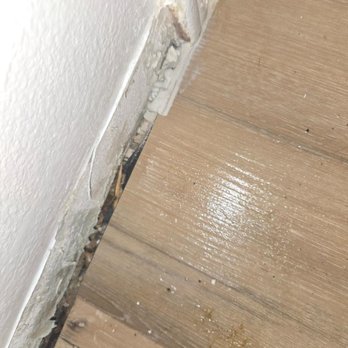 Revibe Homes - Floor not laid properly - General Contractors Near Me - Plano, Texas Revibe Homes - Floor not laid properly - General Contractors Near Me - Plano, Texas