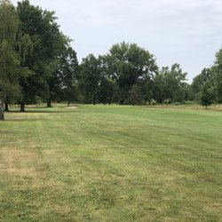 West Ottawa Golf Club - 11th hole approaching green.