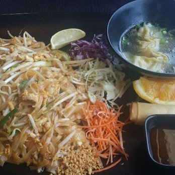 TreeHouse Thai - pad thai lunch special - Thai Near Me - Culver City, California TreeHouse Thai - pad thai lunch special - Thai Near Me - Culver City, California