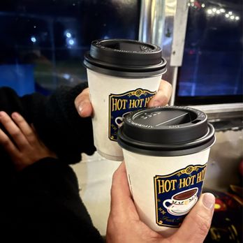 Catskill Mountain Railroad - If You Can't Beat 'Em, Join 'Em. (W/Swiss Miss Hot Cocoa @ The Polar Express) - Historical Tours Near Me - Kingston, New York