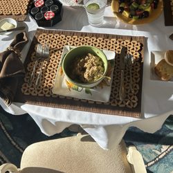 Sedona Cathedral Hideaway B&B & Spa - Steel cut oatmeal with apples, raisins and cinnamon