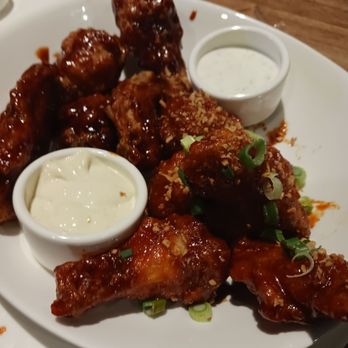 Yard House - BBQ & Korean Sweet chili Bone In Wings - New American Near Me - Rancho Cucamonga, California Yard House - BBQ & Korean Sweet chili Bone In Wings - New American Near Me - Rancho Cucamonga, California
