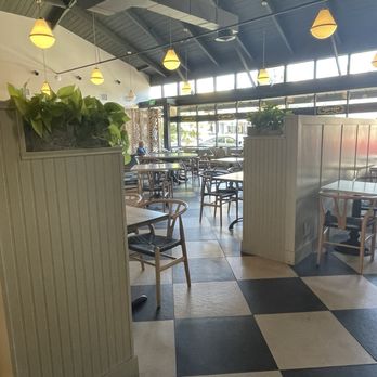 Sweetsalt - Dining Area - Sandwiches Near Me - Toluca Lake, California Sweetsalt - Dining Area - Sandwiches Near Me - Toluca Lake, California
