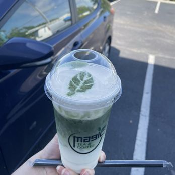Magic Tea & Coffee - Matcha Cream Latte - Bubble Tea Near Me - TWN N CNTRY, Florida Magic Tea & Coffee - Matcha Cream Latte - Bubble Tea Near Me - TWN N CNTRY, Florida