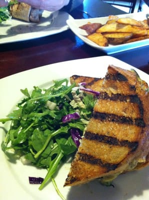 Sprig & Vine by null