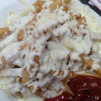 Friendly's - Mozzarella fries - Burgers Near Me - Sayville, New York
