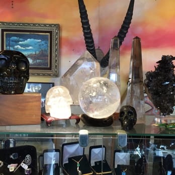 Dinosaur Gallery - Gemstones & Minerals Near Me - Del Mar, California Dinosaur Gallery - Gemstones & Minerals Near Me - Del Mar, California