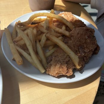 Fig - Chicken Strips French Fries - Cafes Near Me - Omaha, Nebraska Fig - Chicken Strips French Fries - Cafes Near Me - Omaha, Nebraska