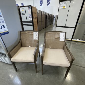 Lowe’s Outlet - $125 each - Outlet Stores Near Me - San Bernardino, California