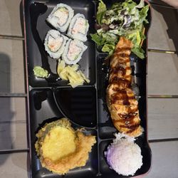 Nori Japanese Grill - Salmon Teriyaki Bento